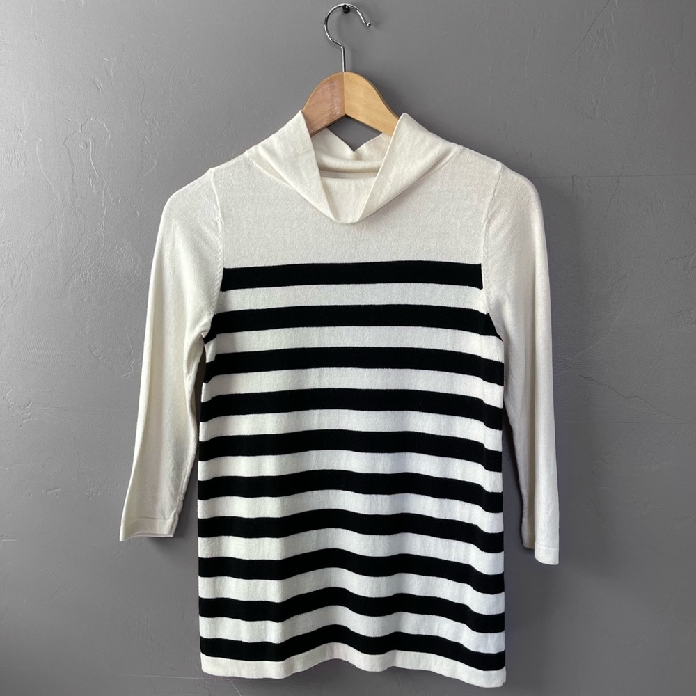 Loft turtleneck 1/2 sleeve knit top